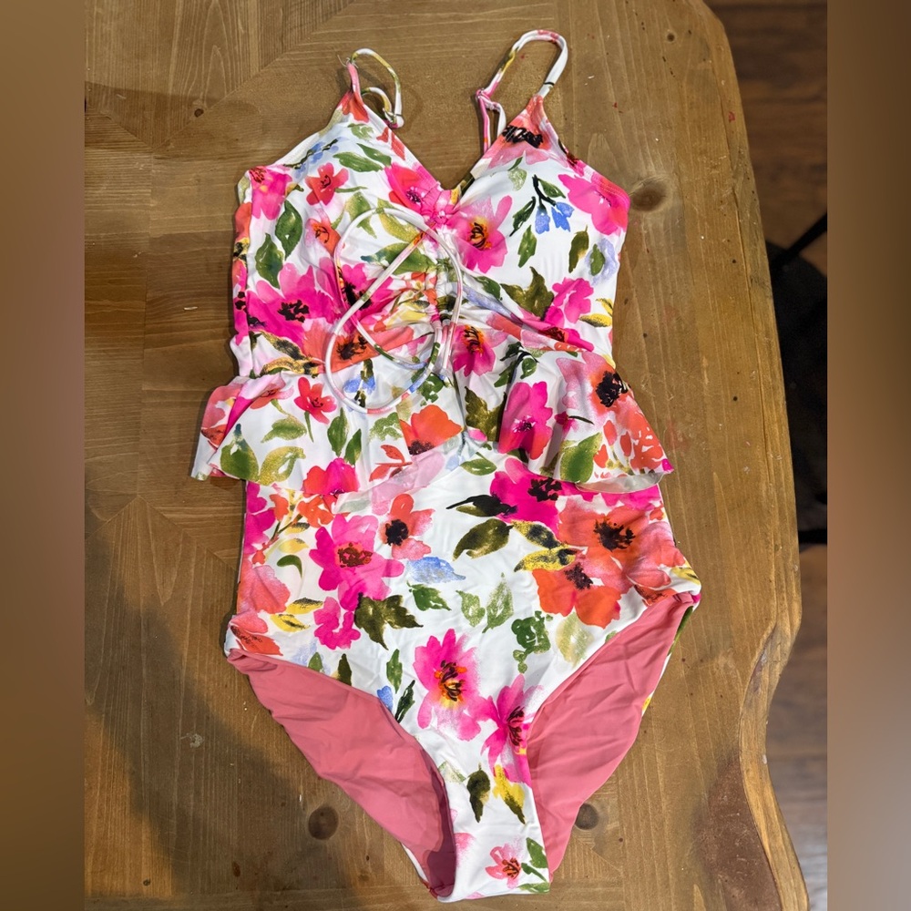 Floral 2 Piece Swimsuit - Pink and White